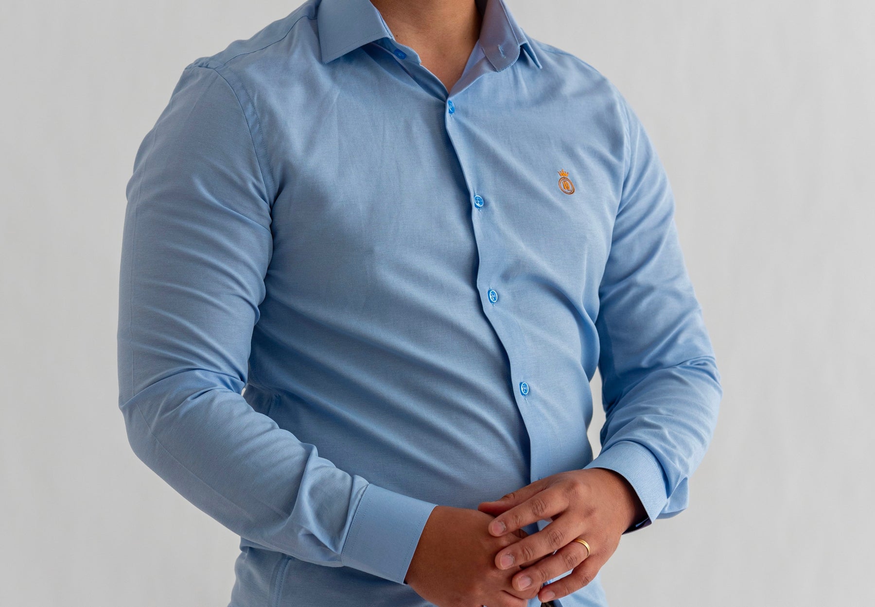 Justiça - A Camisa Azul Celeste Valentin