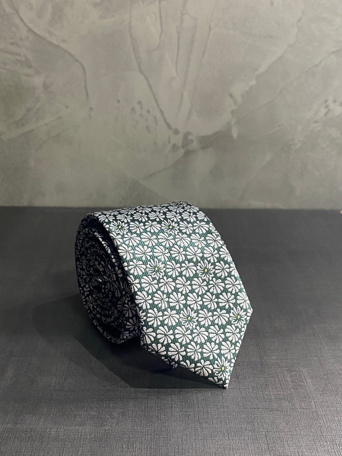 Gravata Verde/Flores